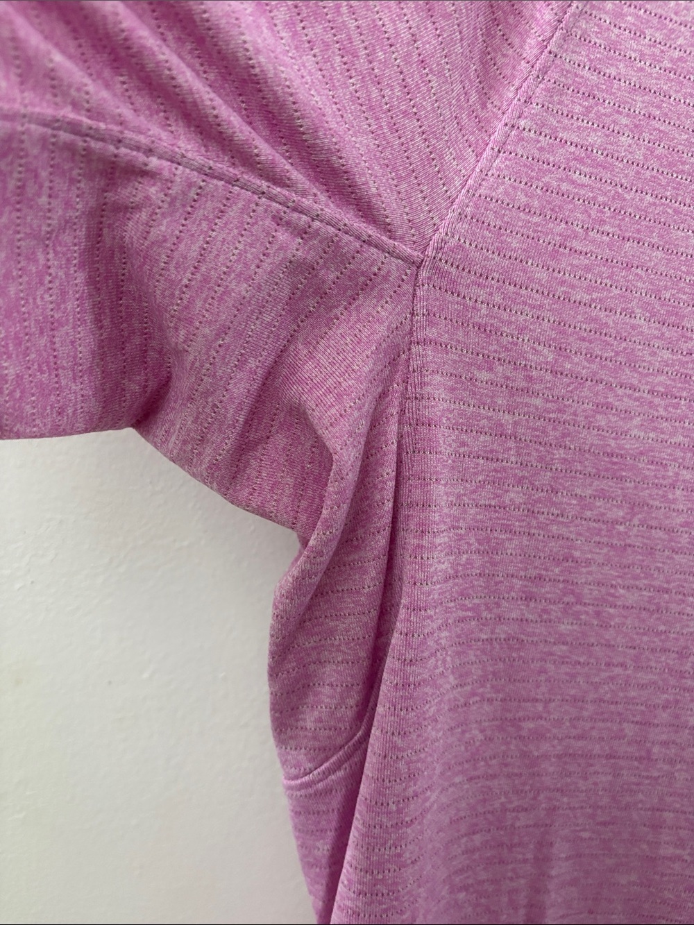 Lululemon Men's Performance Crew Neck T-Shirt - Pink - XL - Picture 2 of 5